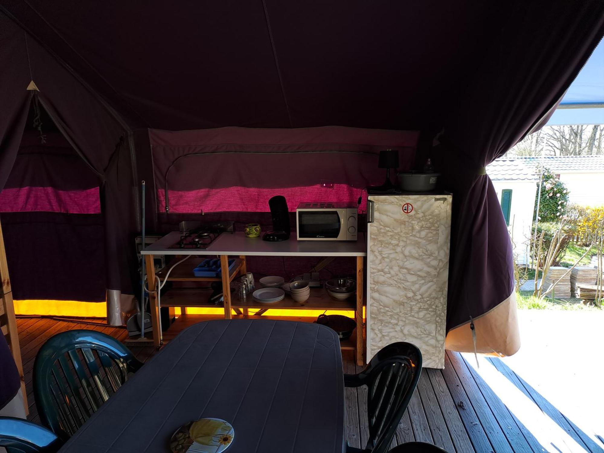 Camping Le Bois Jahan Brunelles Exteriör bild